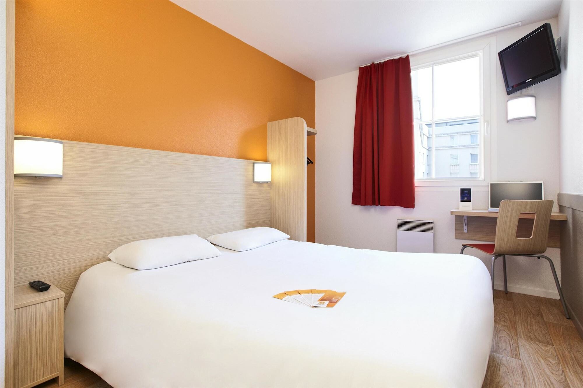 Premiere Classe Melun Senart - Vert Saint Denis Exterior foto